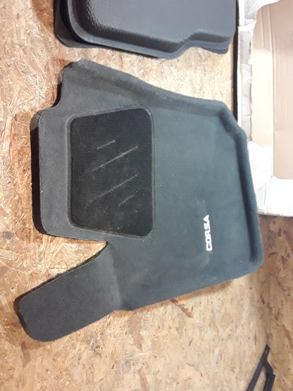 Corsa B Fußmattensatz 3D original Tapis NEU