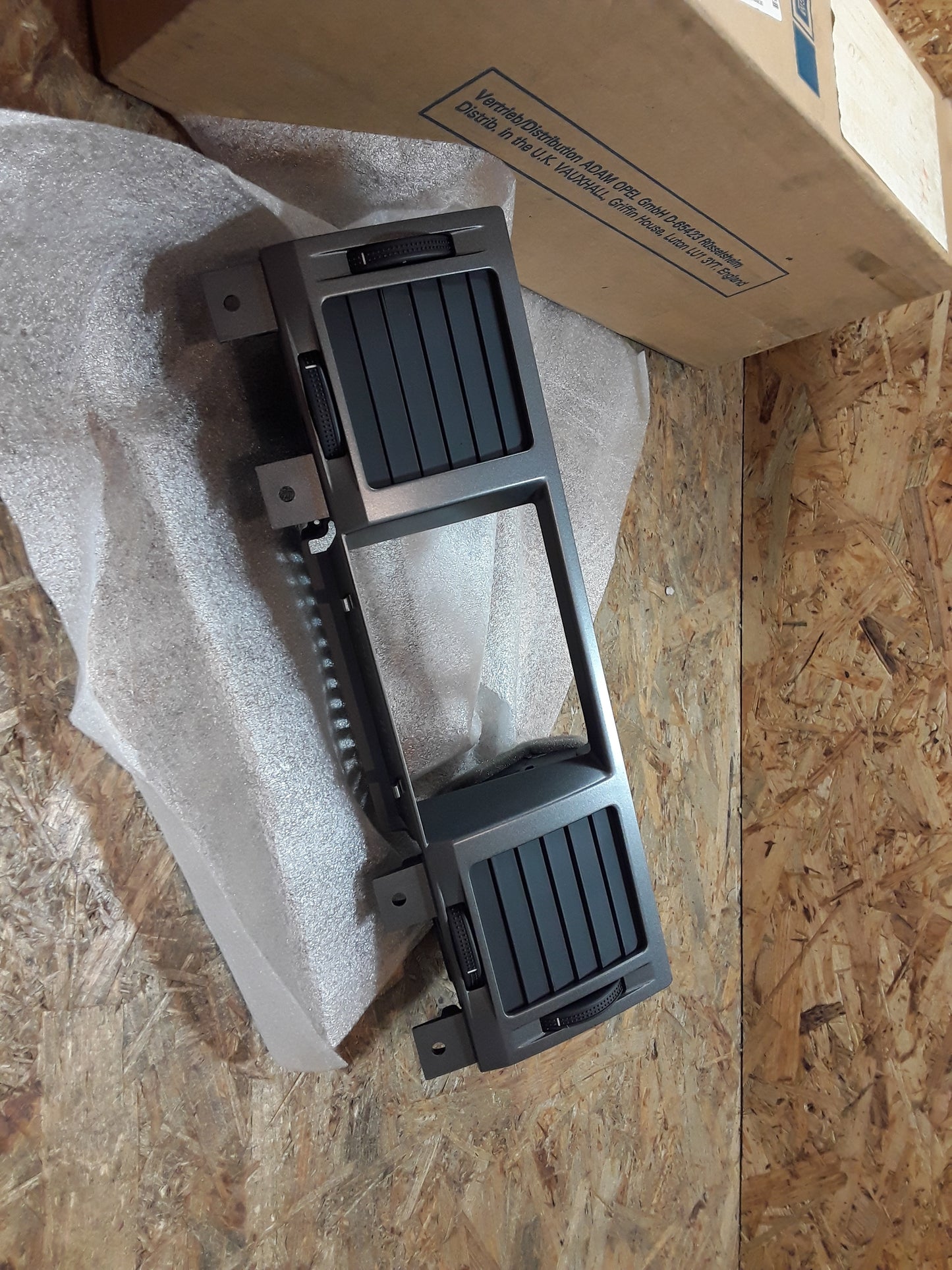 Vectra C Signum Gehäuse Luftdüse Amaturenbrett Mitte original GM Opel NEU