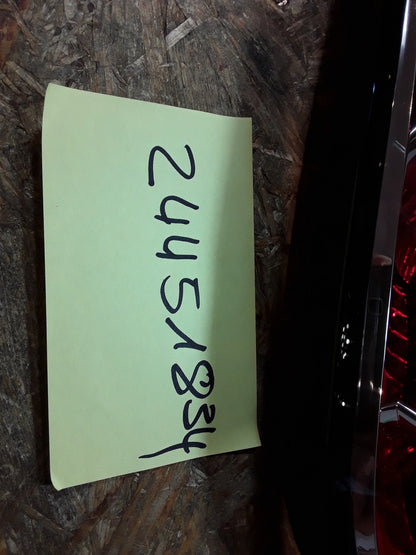 Astra H GTC Rückleuchte rechts (leichte Kratzer, siehe Bild) original GM Opel NEU