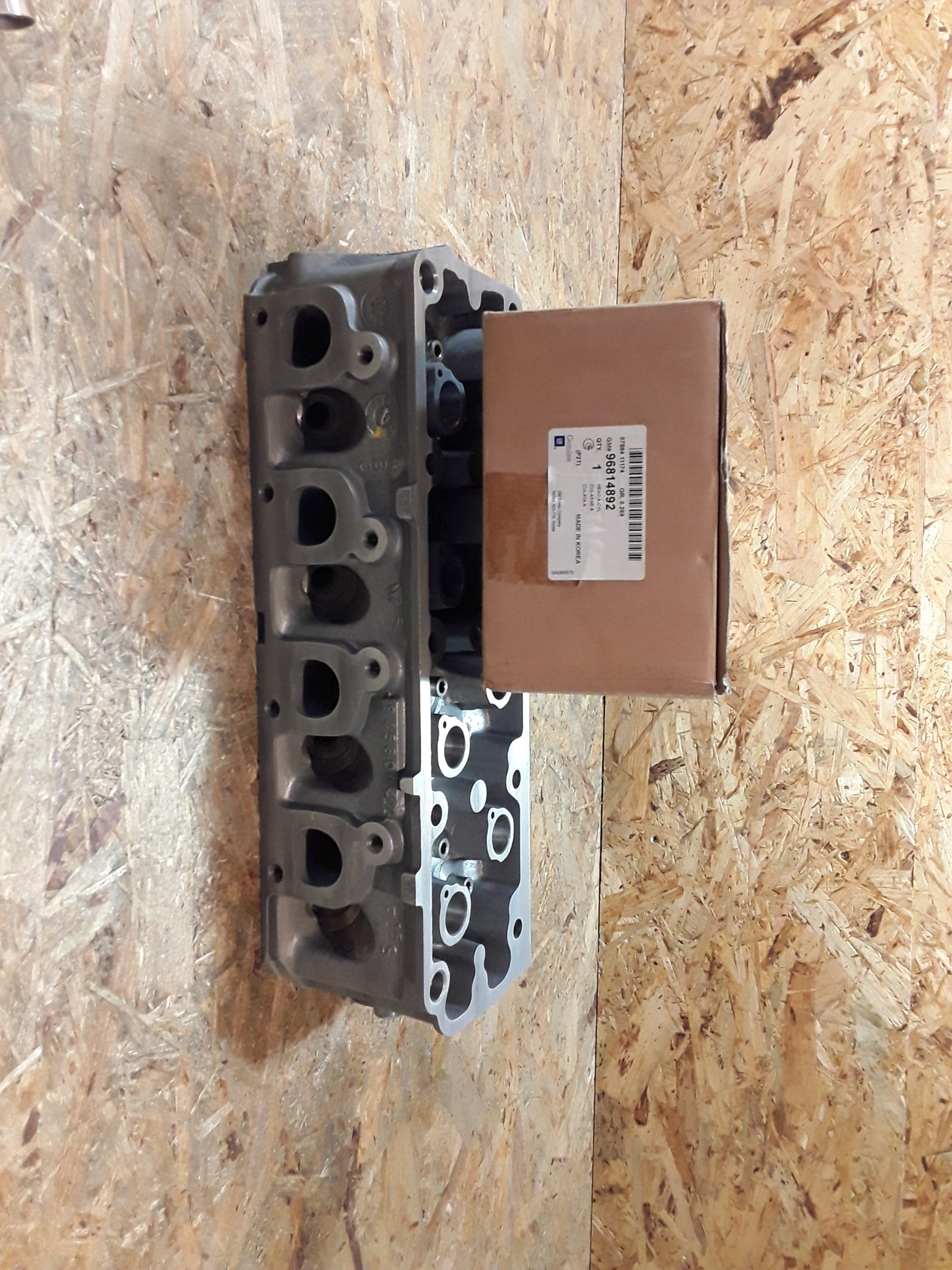 Chevrolet Aveo T200 / Kalos 1,4l  8V Zylinderkopf original GM Opel NEU
