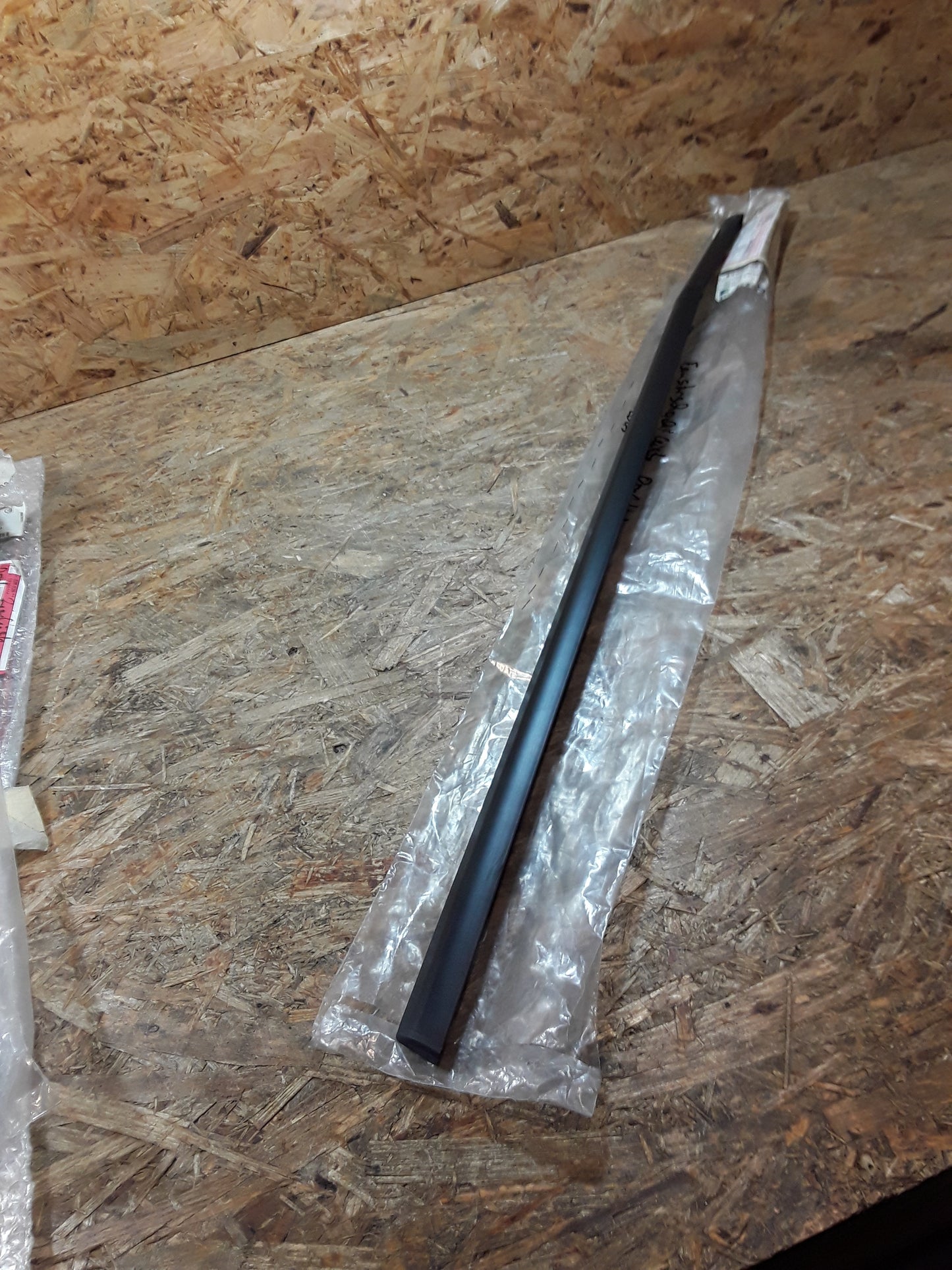 Vectra C Fensterschachtleiste hinten rechts original GM Opel NEU