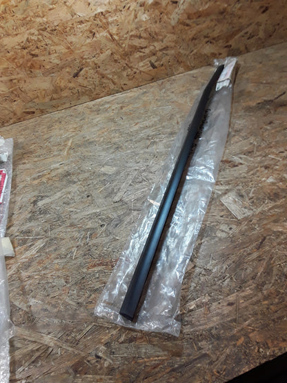 Vectra C Fensterschachtleiste hinten rechts original GM Opel NEU