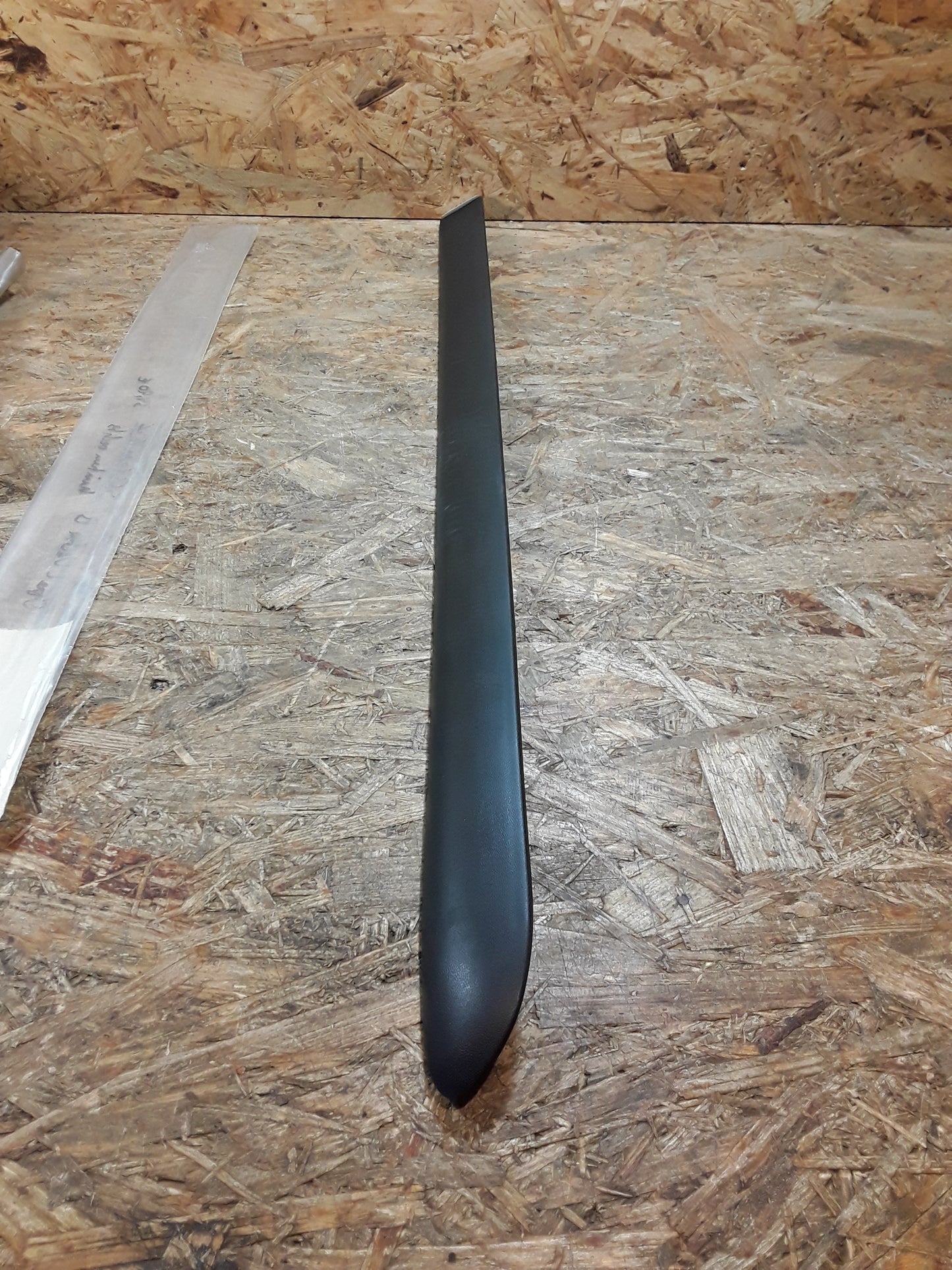 Vectra B Schutzzierleiste hinten rechts original GM Opel NEU