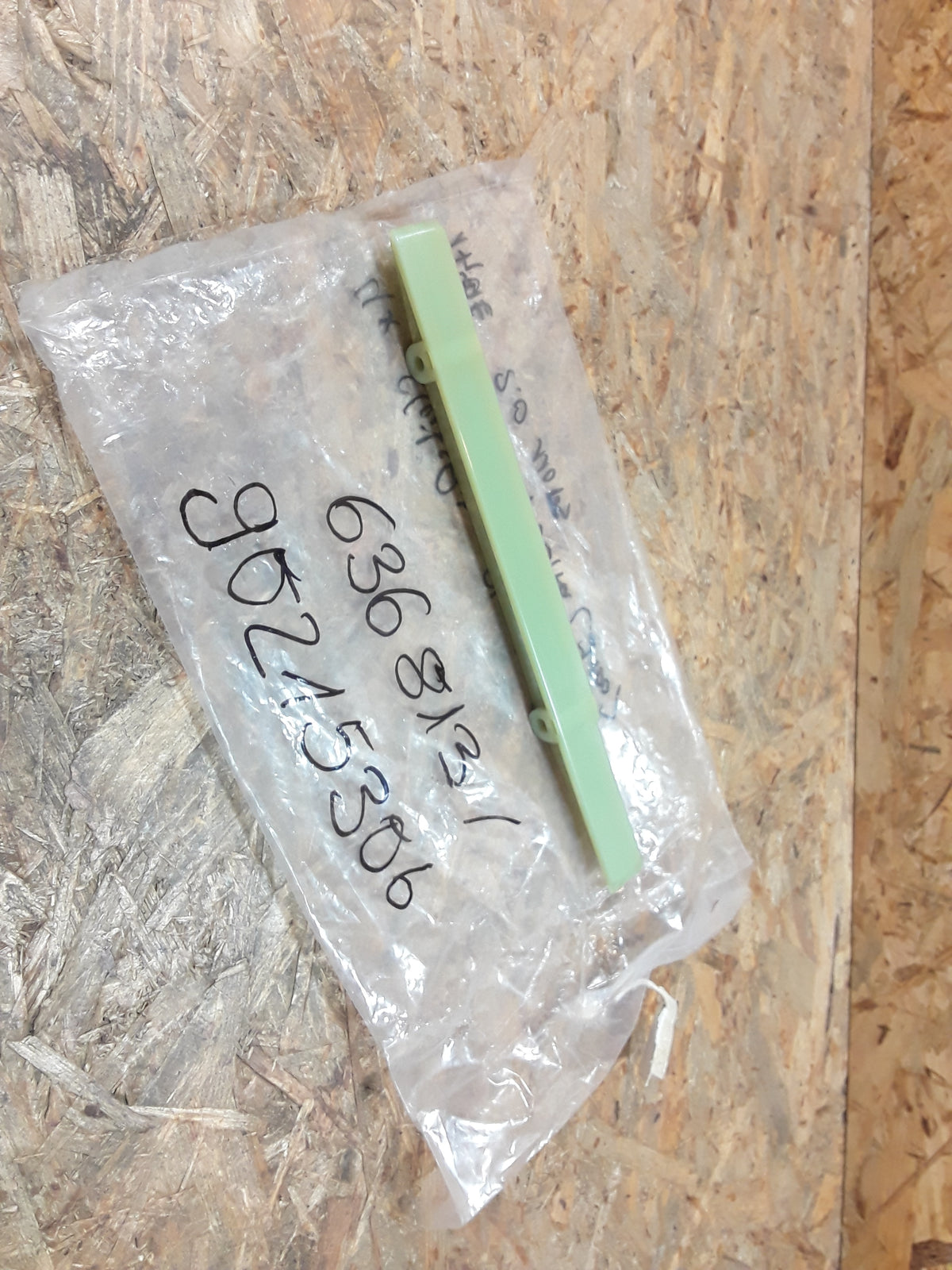 Daewoo Nubira J100 2,0 110PS  Gleitschiene Steuerkette original GM Opel NEU