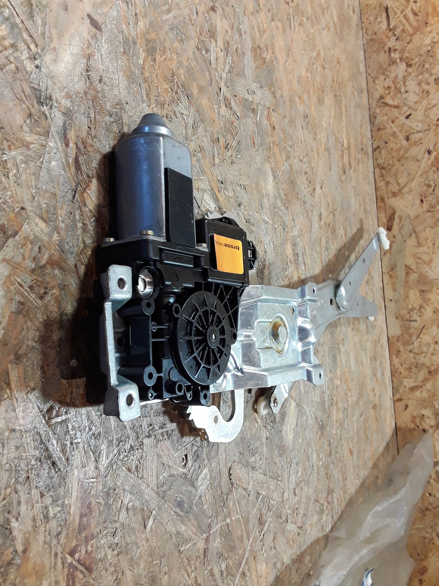 Astra F 3-Türer Fensterheber vorne links original GM Opel NEU