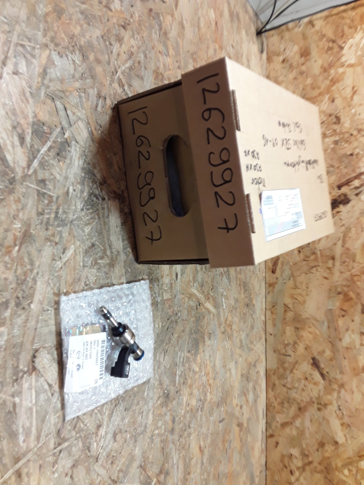 Antara Cadillac SRX 09-16 BJ Kraftstoffinjektor original GM NEU