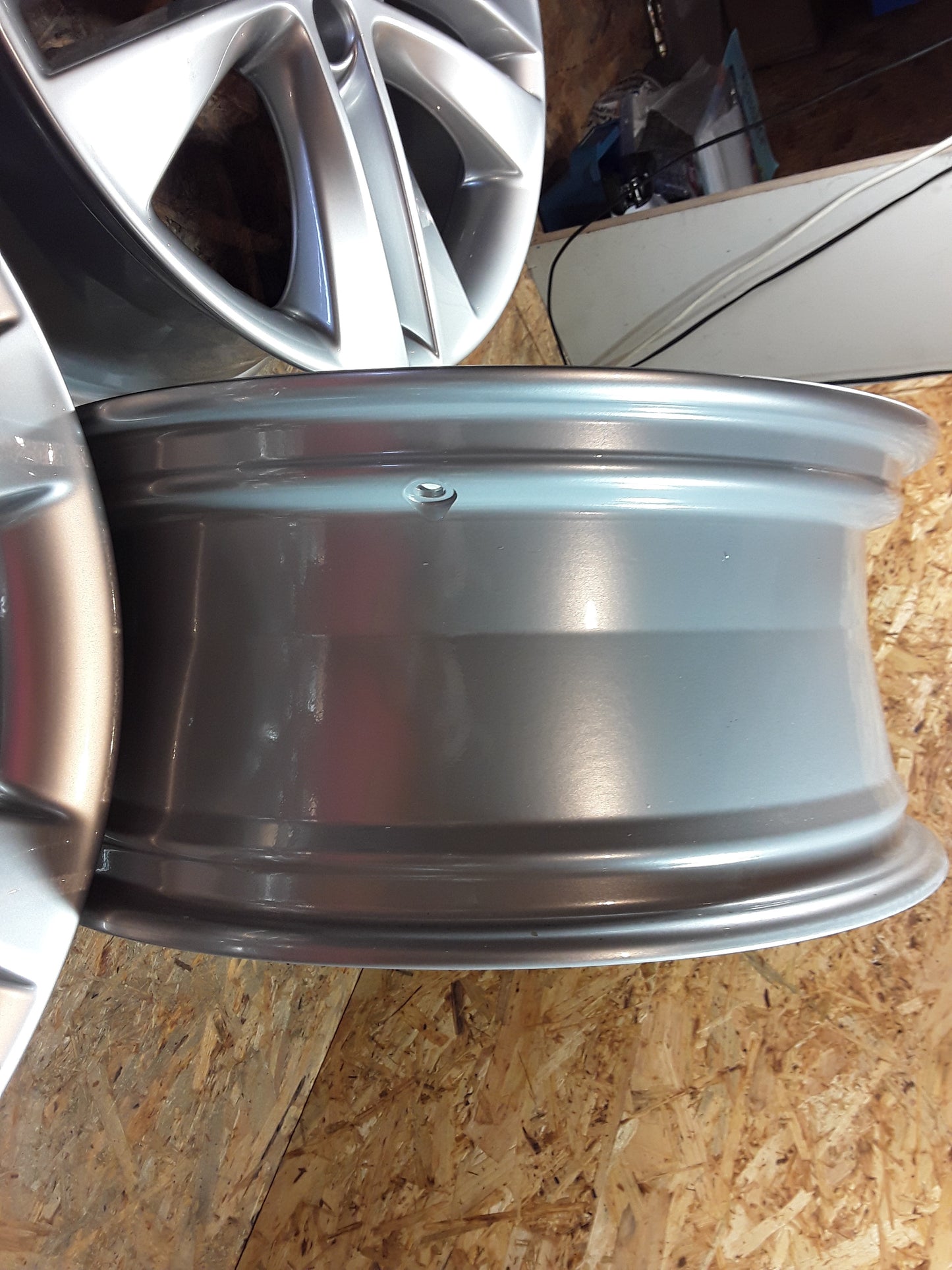 Astra J Chevrolet Cruze  Alufelgensatz silbermetallik 7,5x18 ET42 original GM NEU
