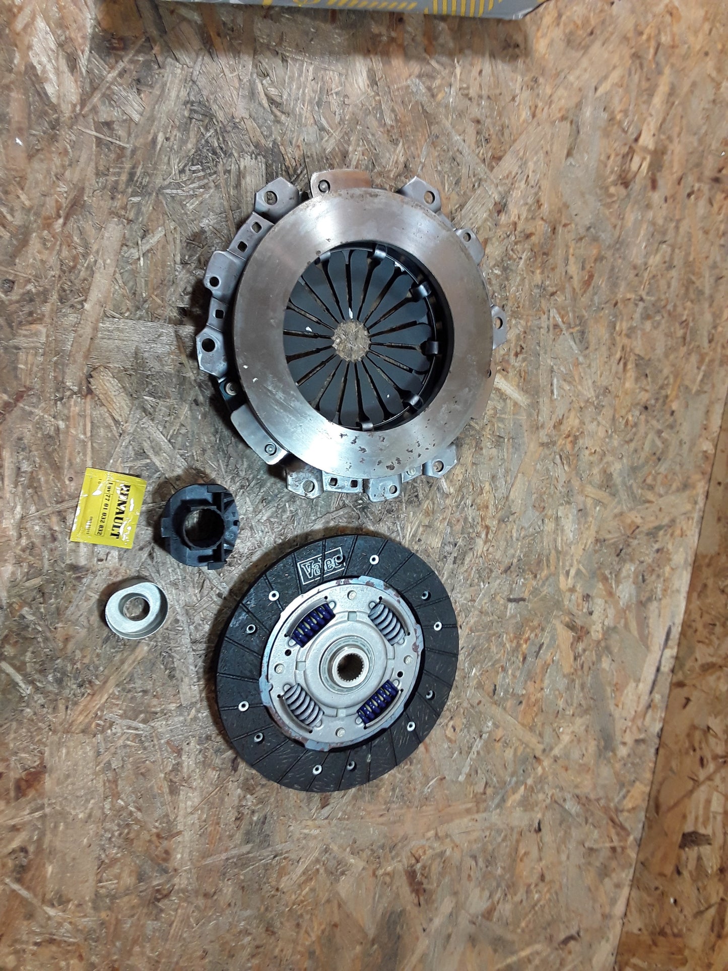 Opel Arena Renault Clio / Kangoo / Megane / Trafic Kupplungssatz 270mm Durchmesser original GM Renault NEU