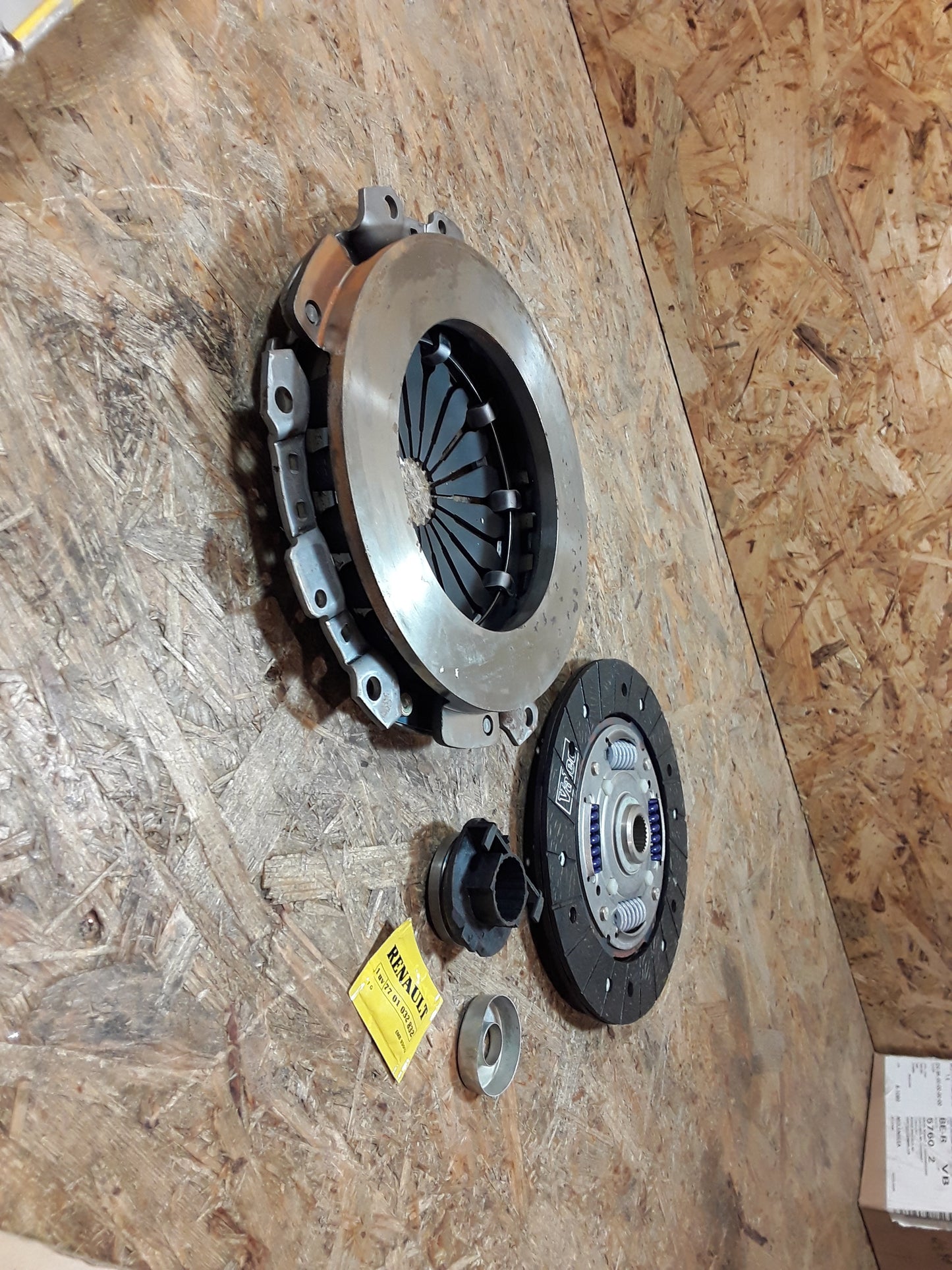 Opel Arena Renault Clio / Kangoo / Megane / Trafic Kupplungssatz 270mm Durchmesser original GM Renault NEU