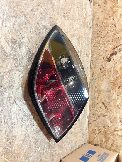 Astra H Heckleuchte links original GM Opel NEU