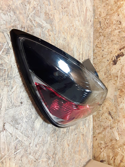 Astra H Heckleuchte links original GM Opel NEU