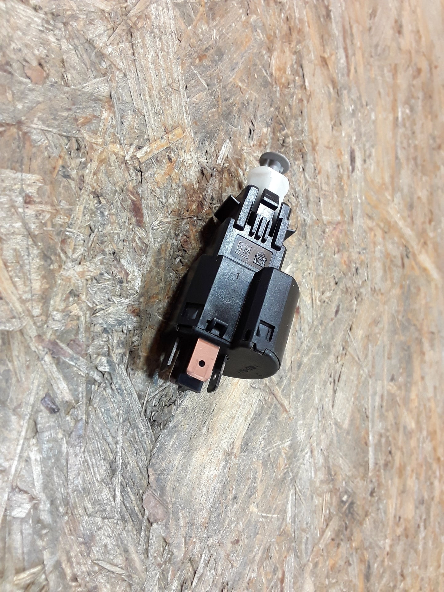 Omega B Bremslichtschalter original GM Opel NEU
