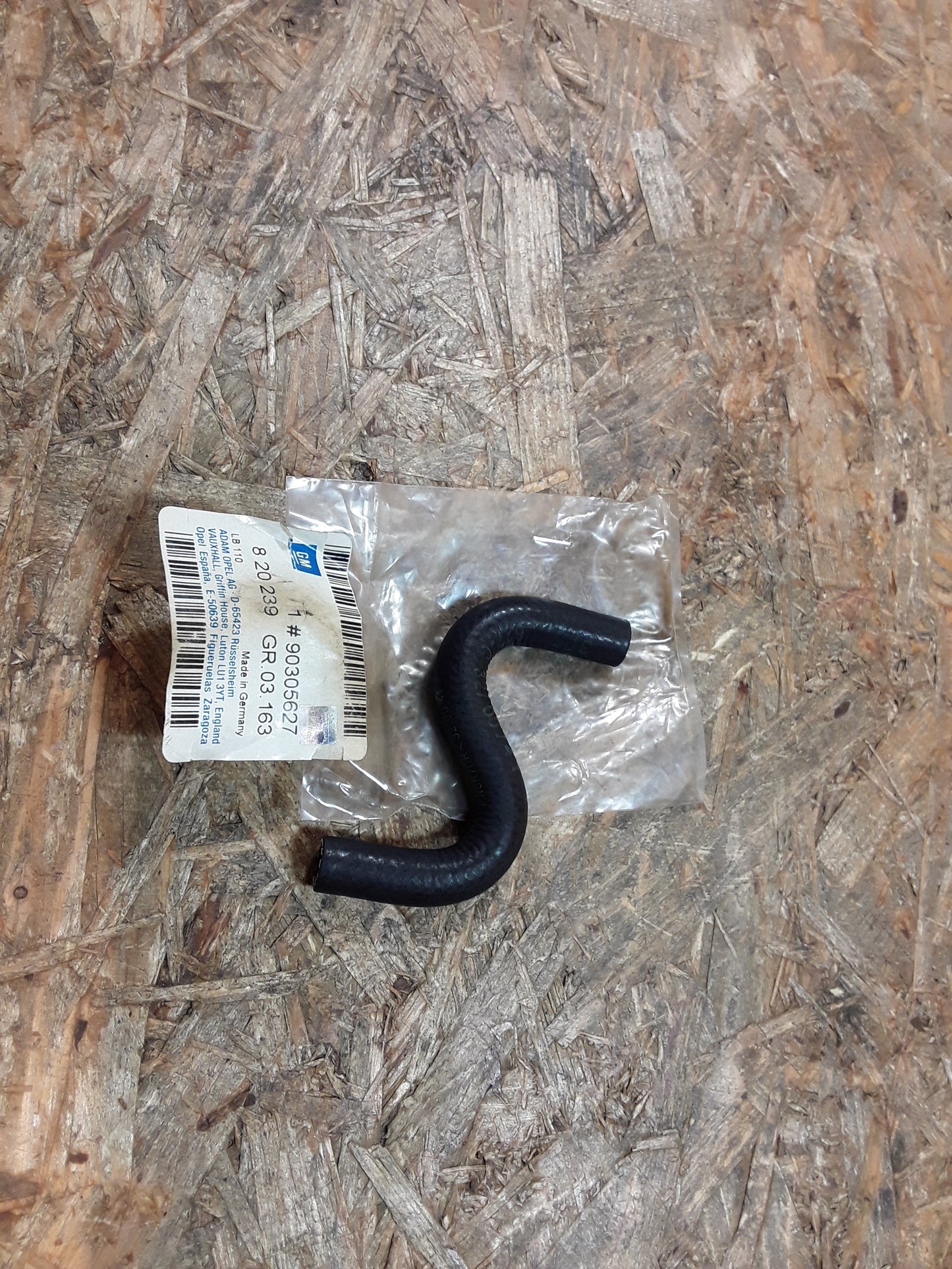 Kadett E Verbindungsschlauch Kraftstoffverdampfung original GM Opel NEU