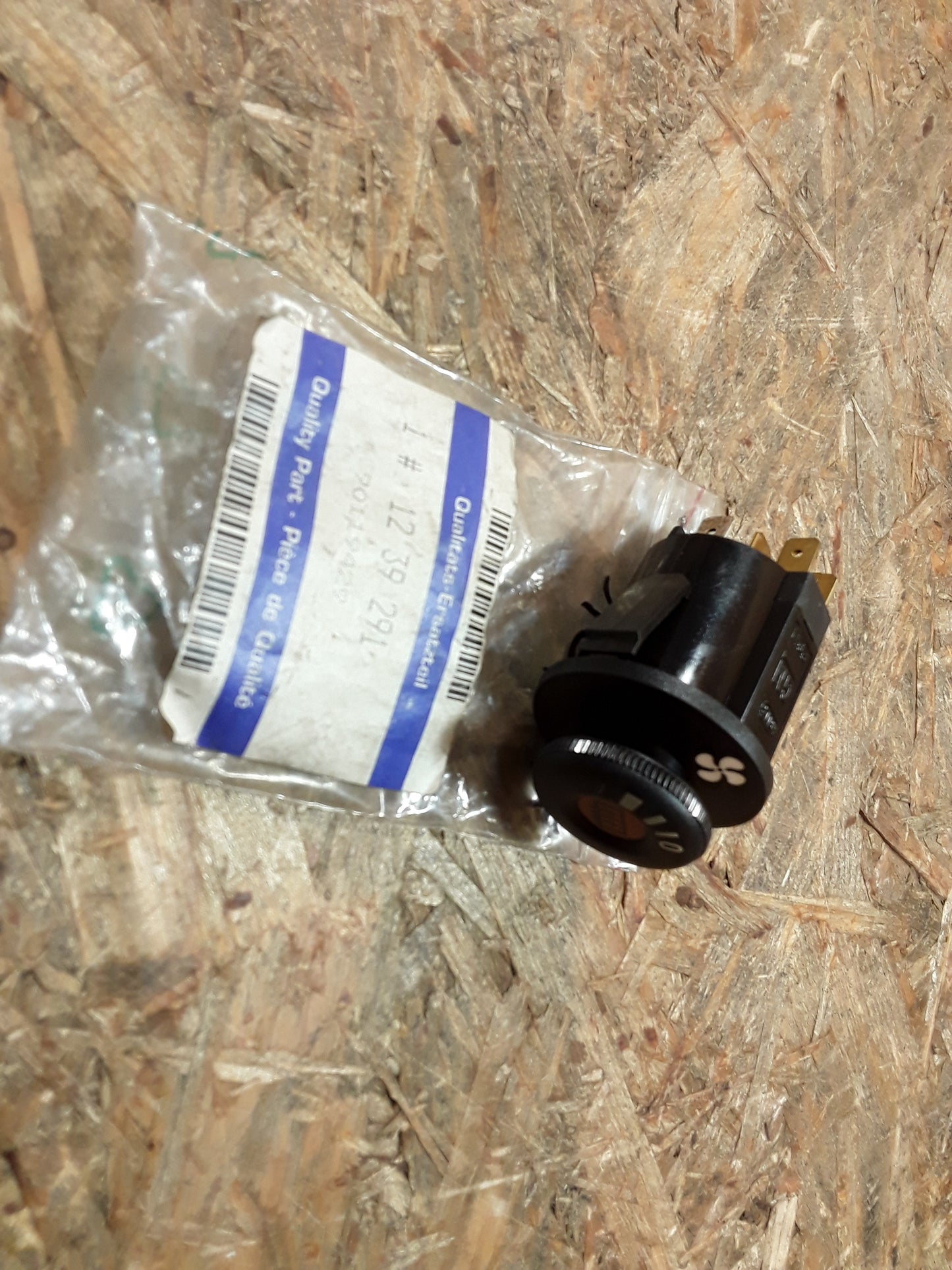 Kadett E Schalter Heizung Heckscheibe original GM Opel NEU