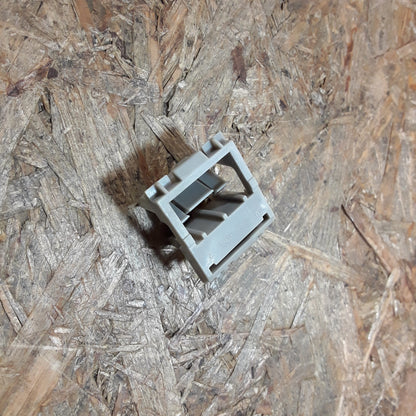 Corsa B klammern Abdeckleiste original GM Opel NEU