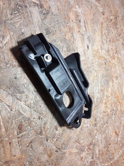 Corsa C Halter Stoßstange vorne rechts original GM Opel NEU