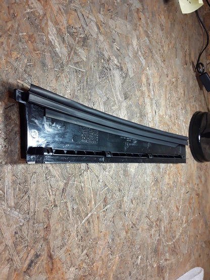 Chevrolet Captiva Opel Antara Abdeckung Verkleidung hinten rechts original GM Opel NEU