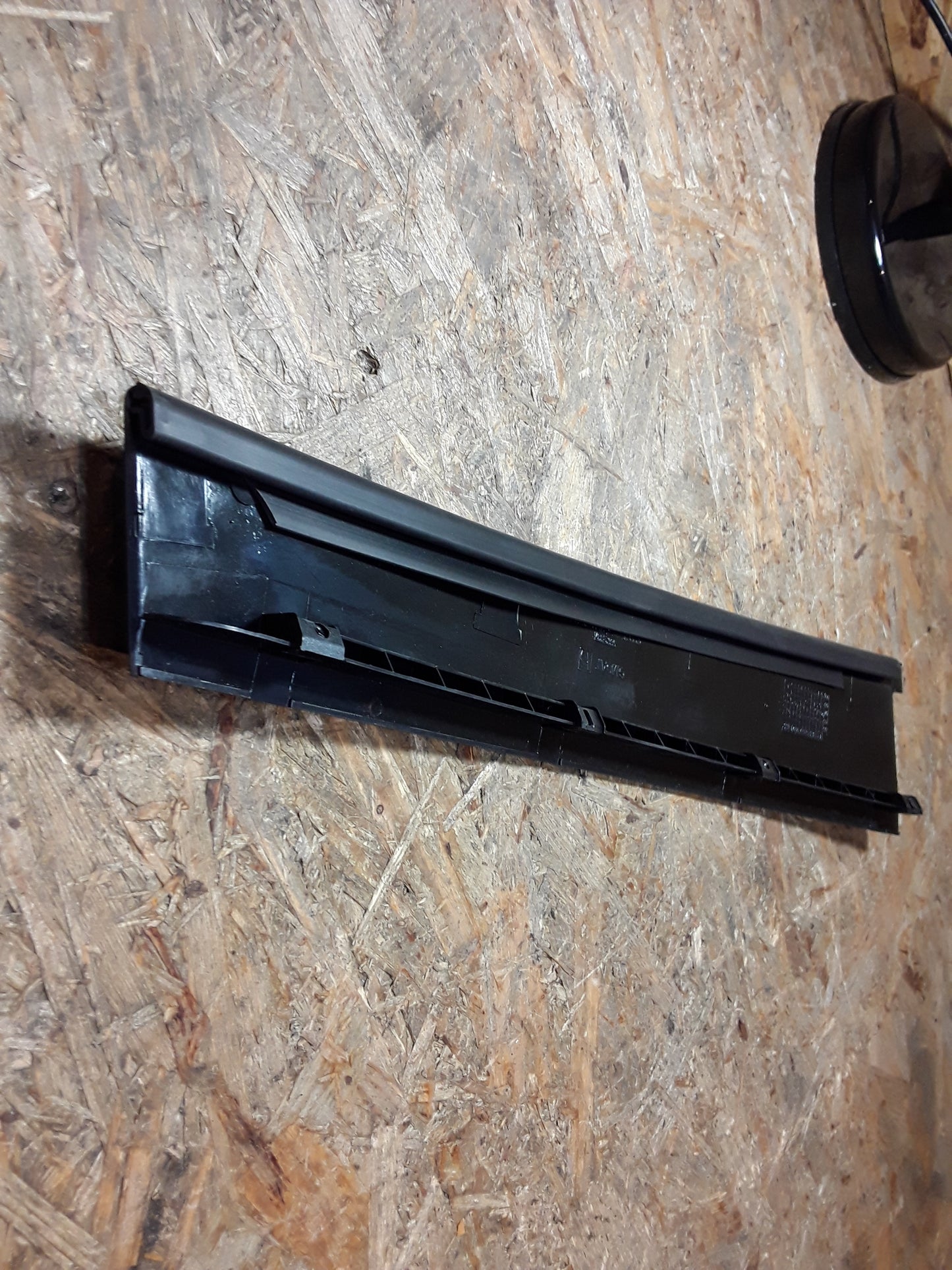 Antara Chevrolet Captiva Blende Türfenster vorne rechts original GM Opel NEU
