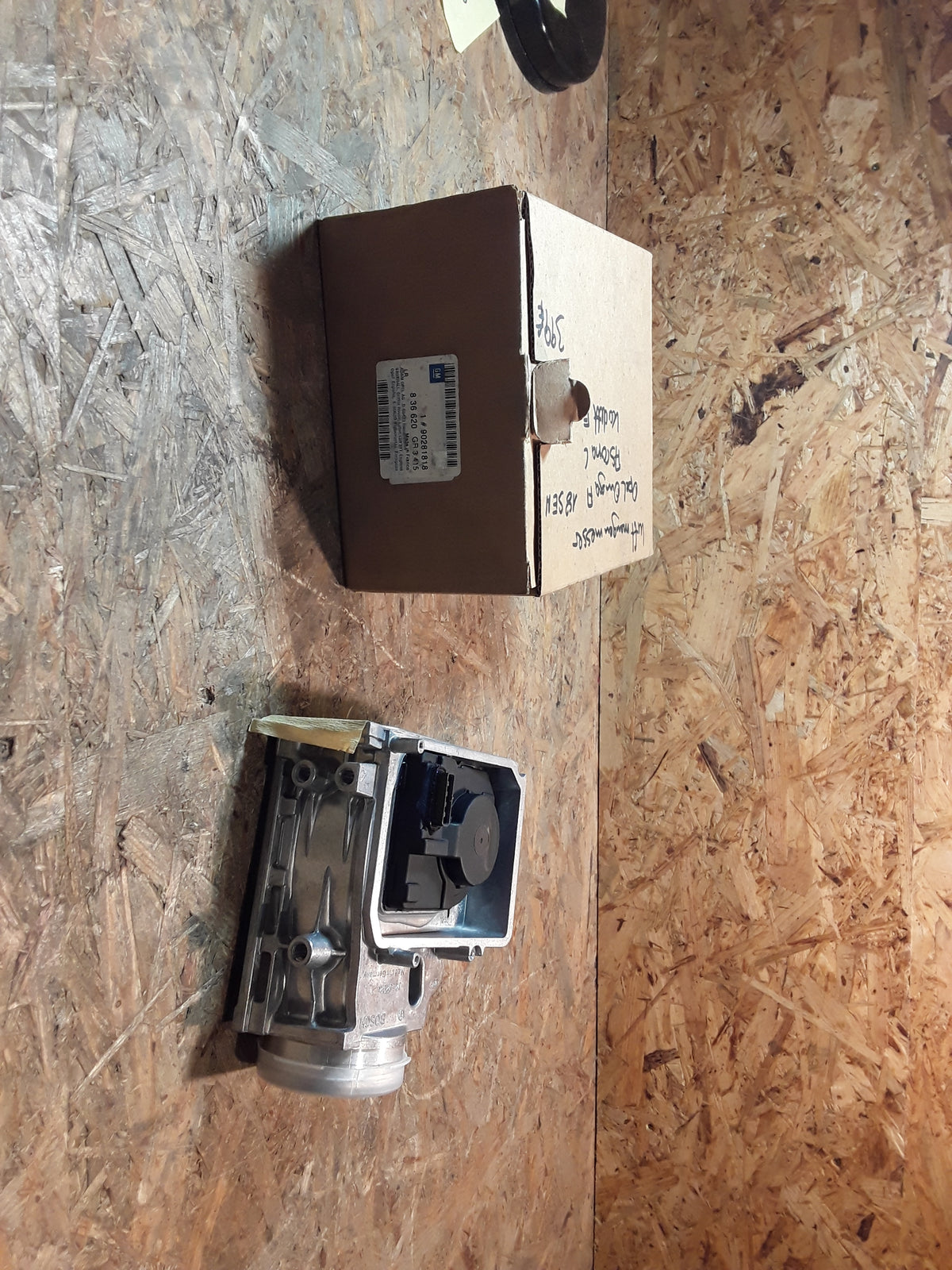 Omega A 18SEH Ascona C Kadett E 18SE Luftmengenmesser original GM Opel NEU