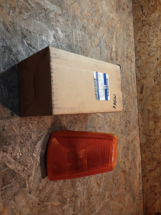 Kadett E Blinkerleuchte vorne rechts original GM Opel NEU