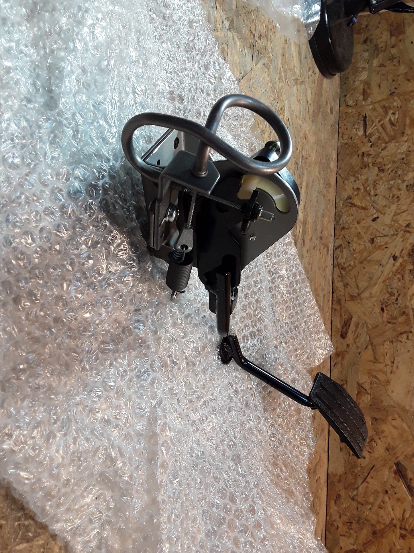 Monterey Gaspedal original GM Opel NEU