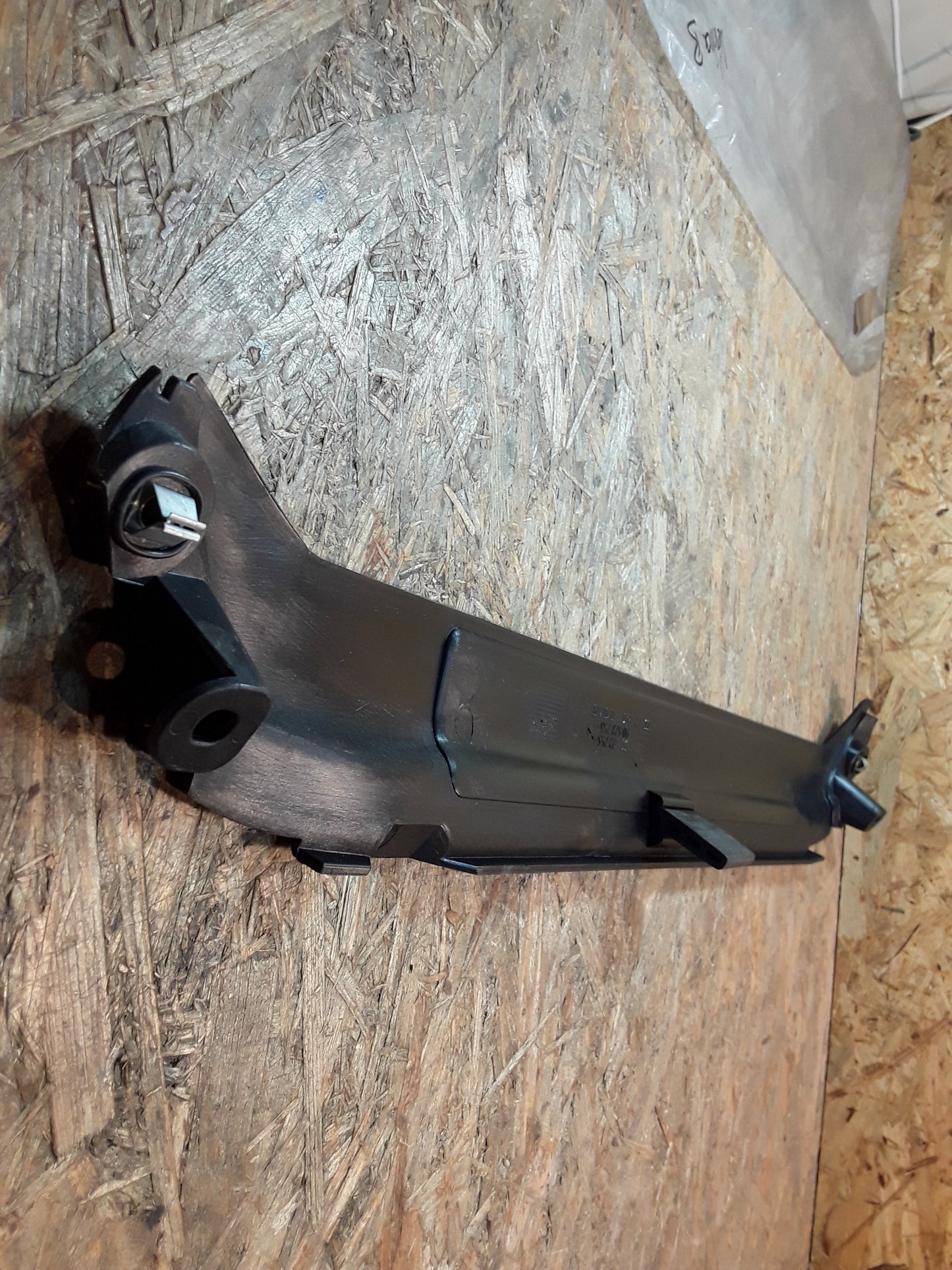 Vectra B Kühlerdeckel Mitten original GM Opel NEU