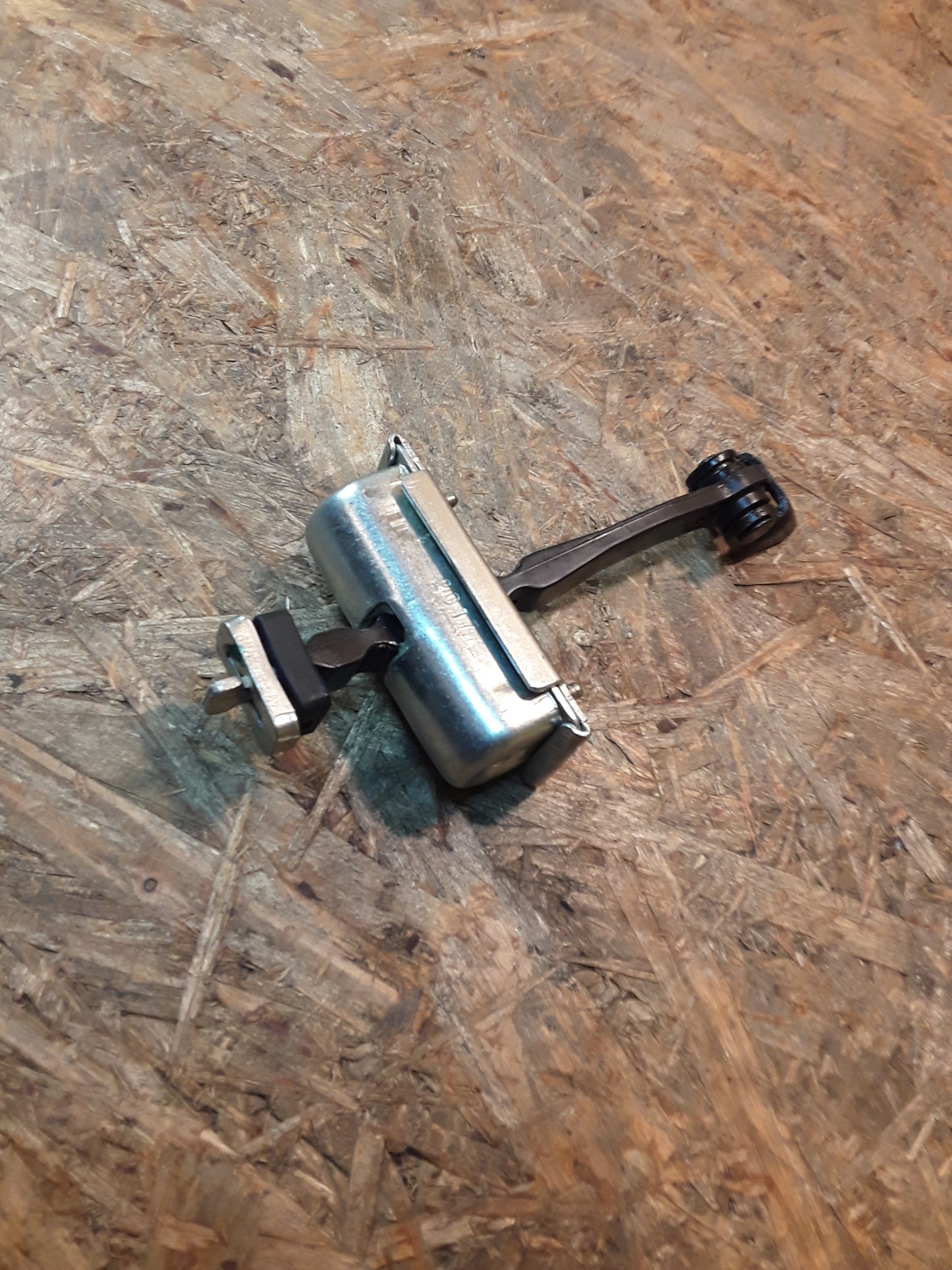 Corsa D Türfangband vorne original GM Opel NEU