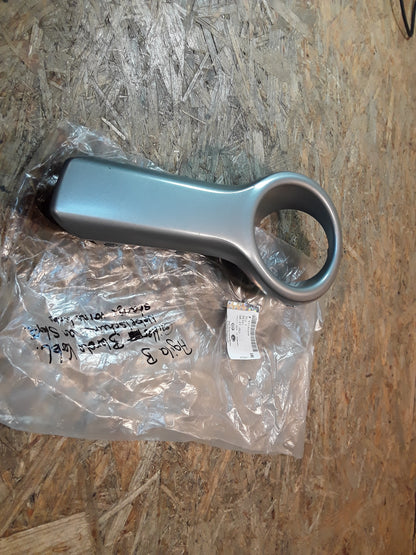 Agila B Gitter Blende Verkleidung Nebelscheinwerfer an Stoßstange original GM Opel NEU