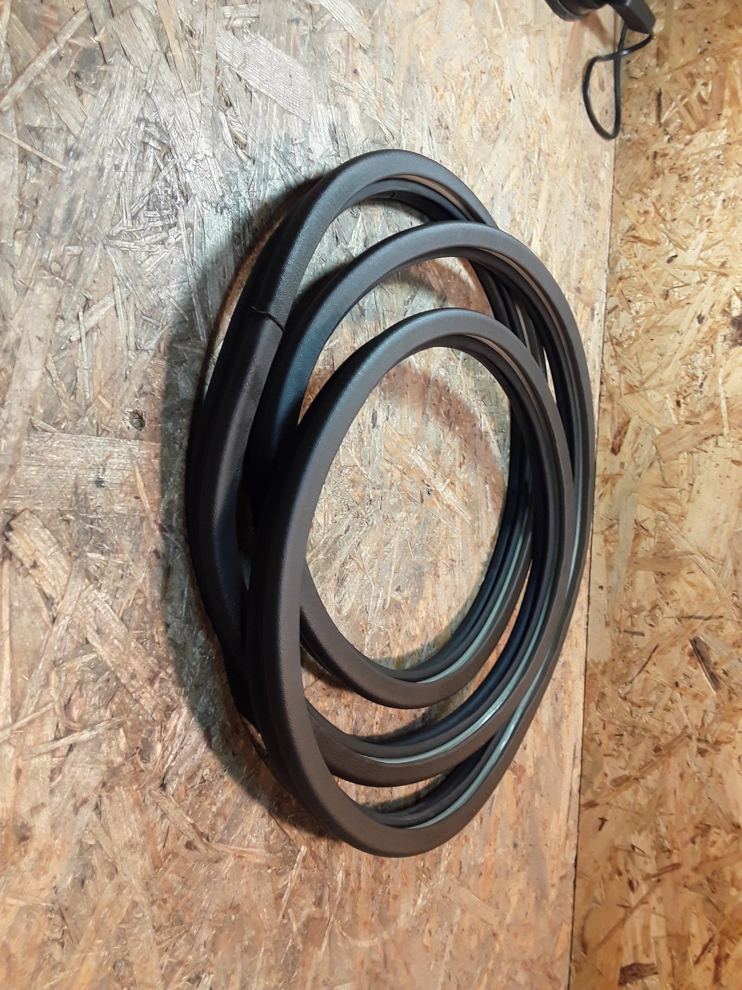 Ascona C Gummiabdichtung Hintertüre mit Flanschabdeckung original GM Opel NEU