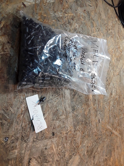 Kadett E Spreizniete Blende an Verkleidung Mistralgrau original GM Opel NEU