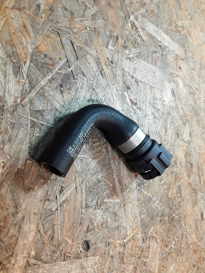 Omega B Schlauch Ausgleichsbehälter an Verbindungsrohr original GM Opel NEU