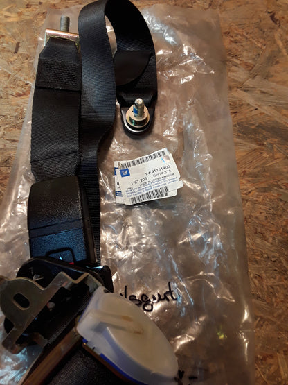 Frontera A Sicherheitsgurt links original GM Opel NEU