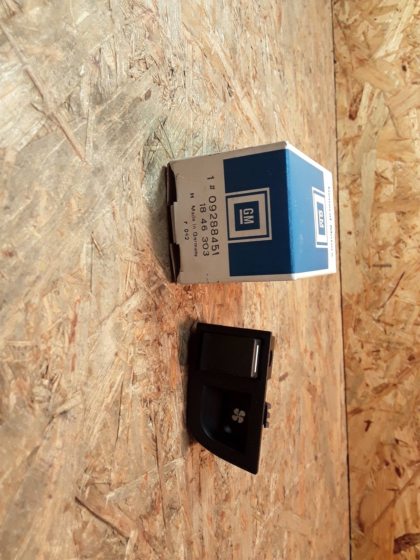 Manta Ascona B Schalter Heizungsgebläse original GM Opel NEU