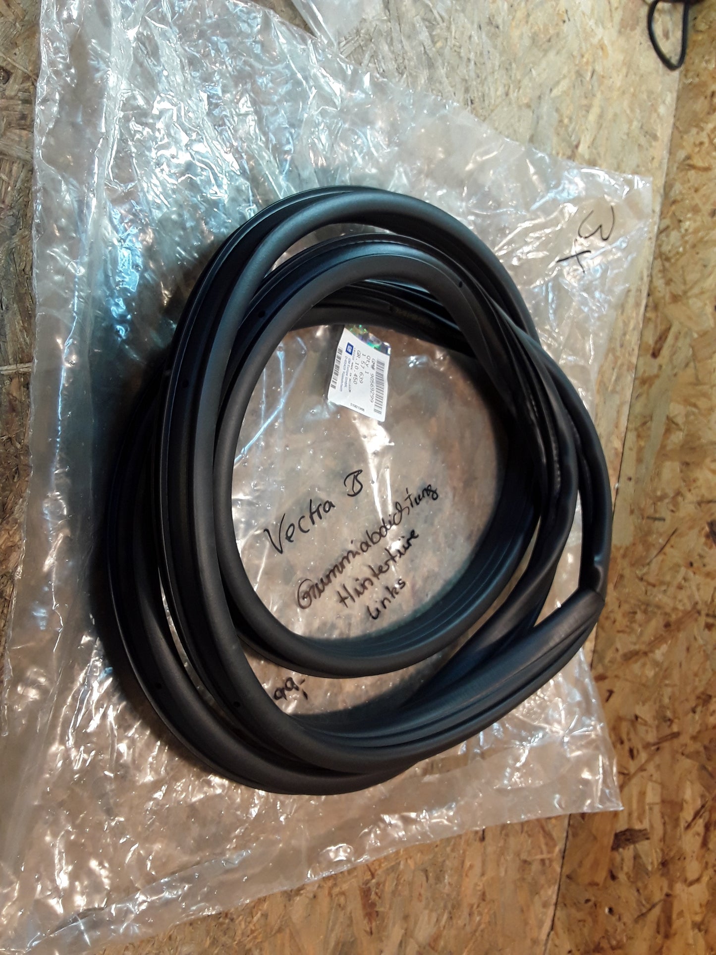 Vectra B Gummiabdichtung Hintertüre links original GM Opel NEU