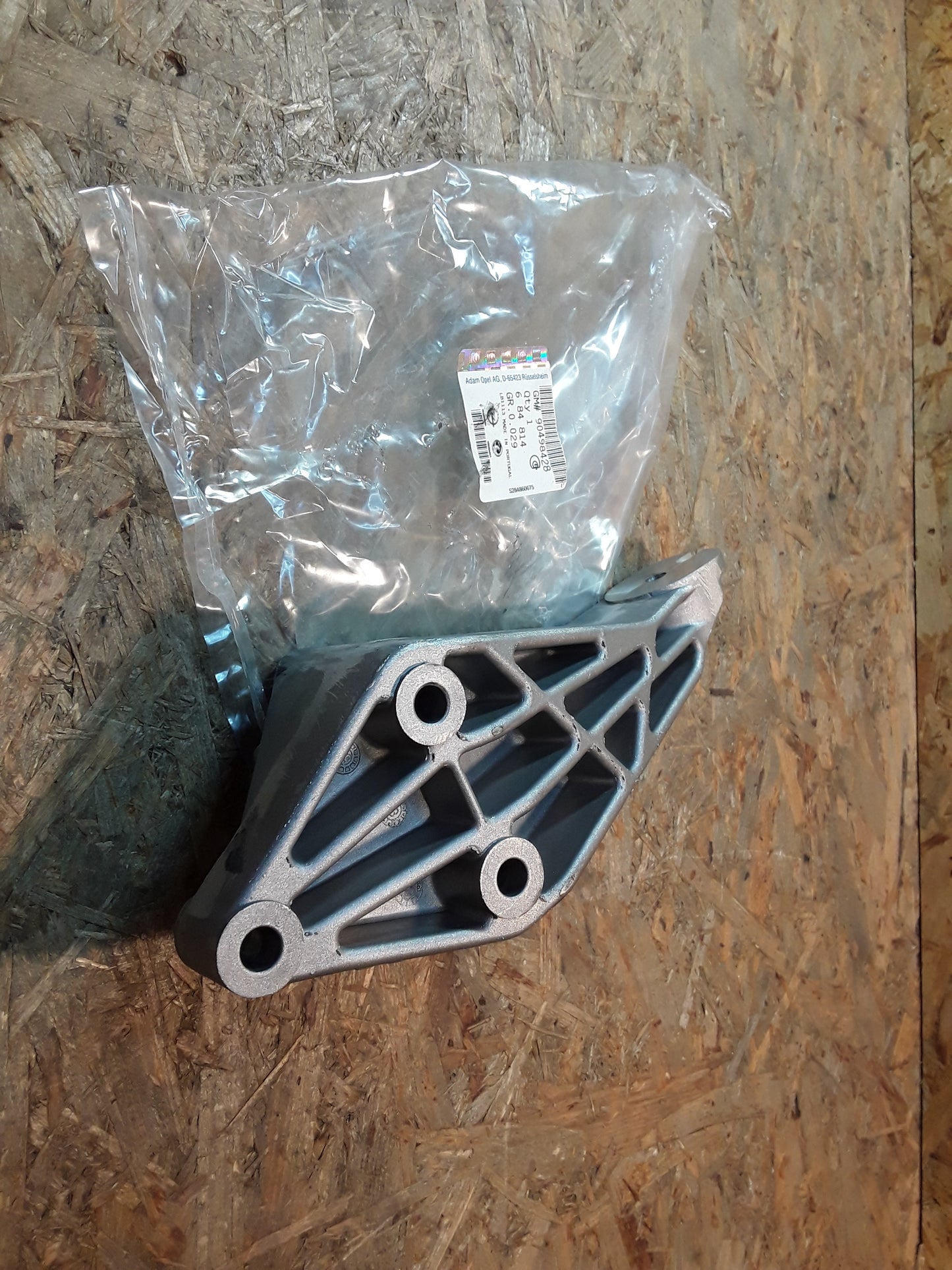 Vectra B 1,6l Motorhalter original GM Opel NEU