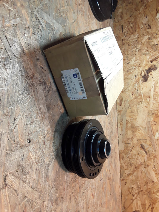 Monterey A 3.2l V6 Riemenscheibe an Kurbelwelle original GM Opel NEU