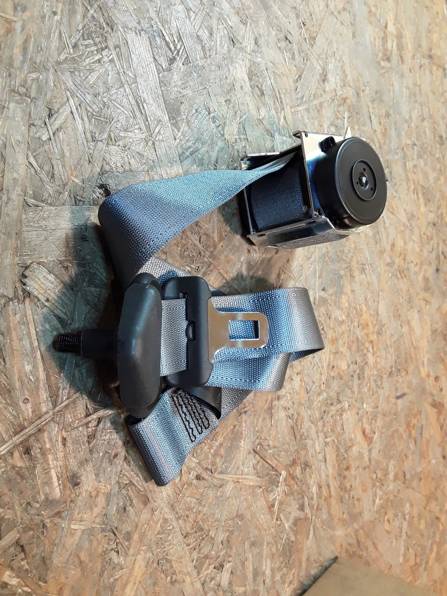 Astra H so Sicherheitsgurt vorne rechts grau original GM Opel NEU