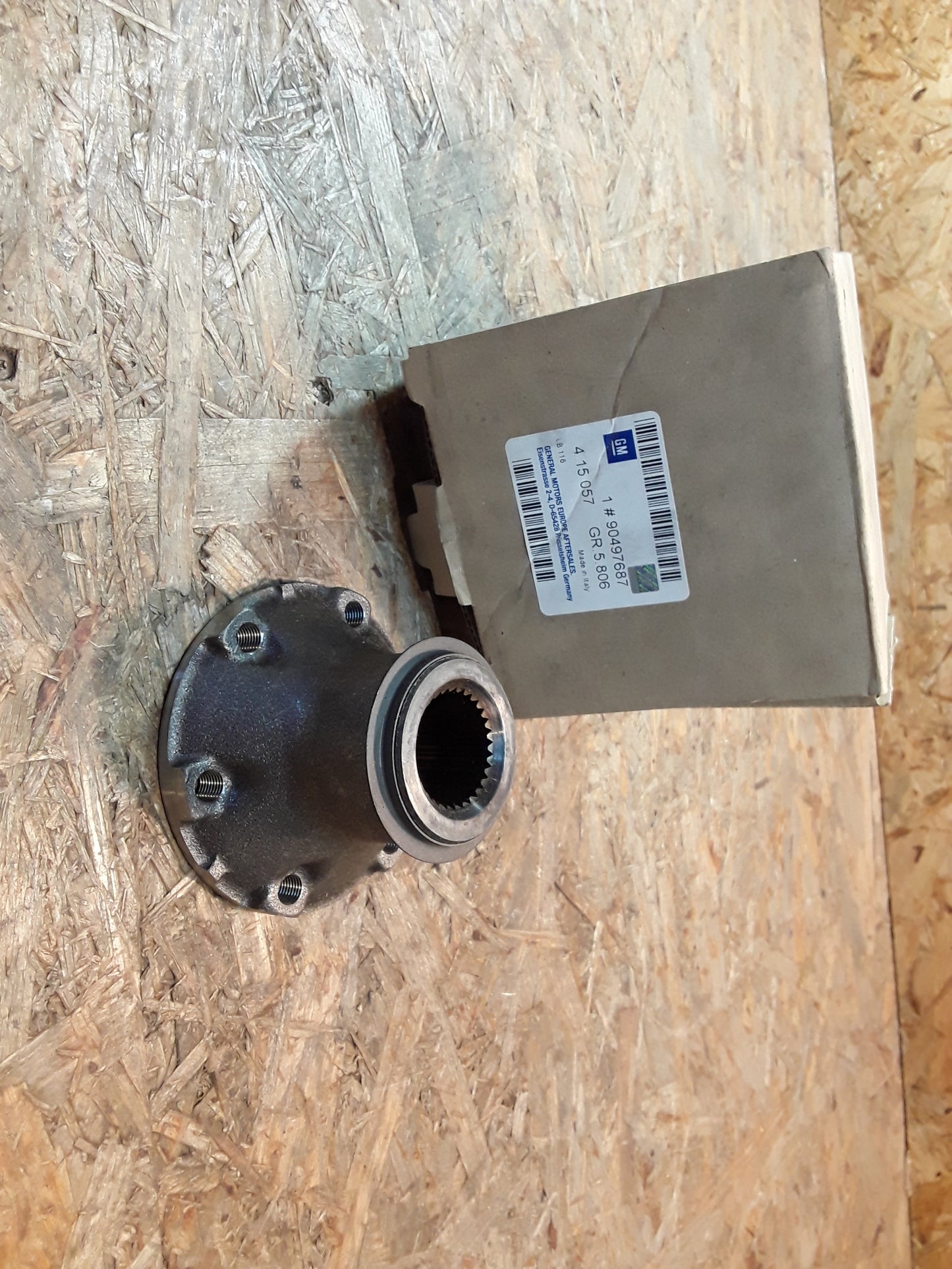 Omega B Radzapfen Hinterachse original GM Opel NEU