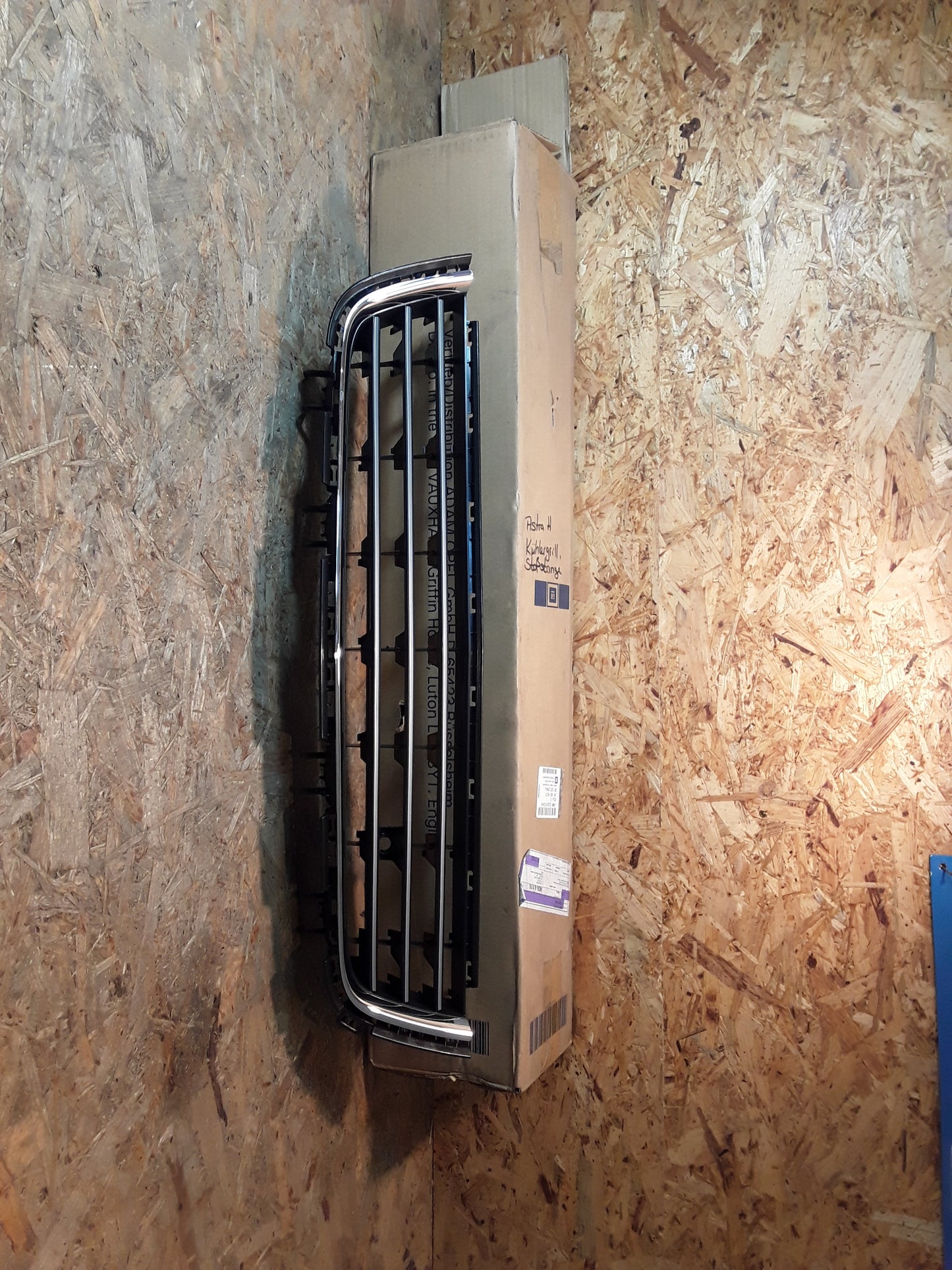 Astra H Kühlergrill Stoßstange original GM Opel NEU