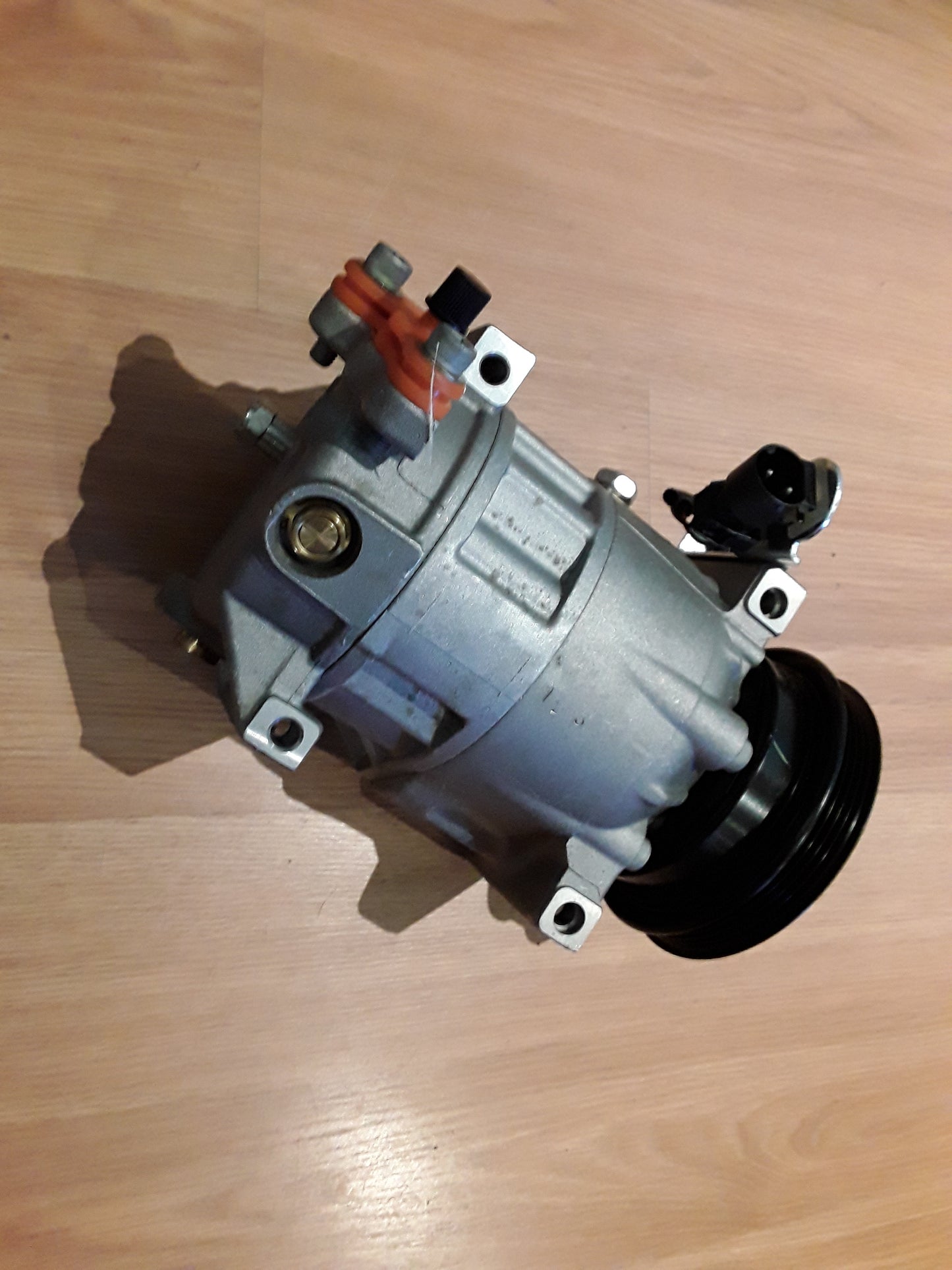 Omega B 2,5 TD, 69KW, 131PS Kompressor Klimaanlage original GM Opel NEU