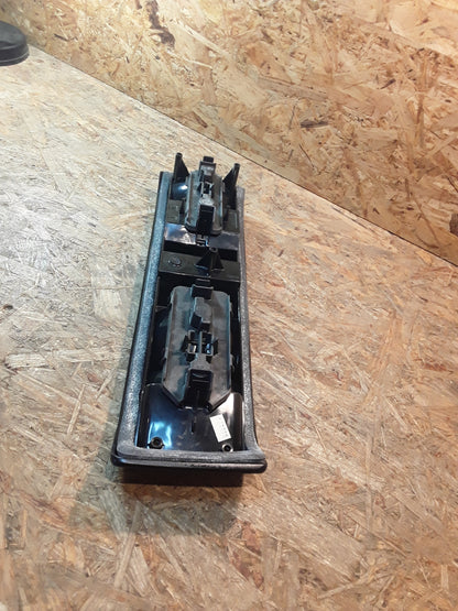 Rekord E Heckleuchte links schwarz (nicht getönt) original GM Opel NEU