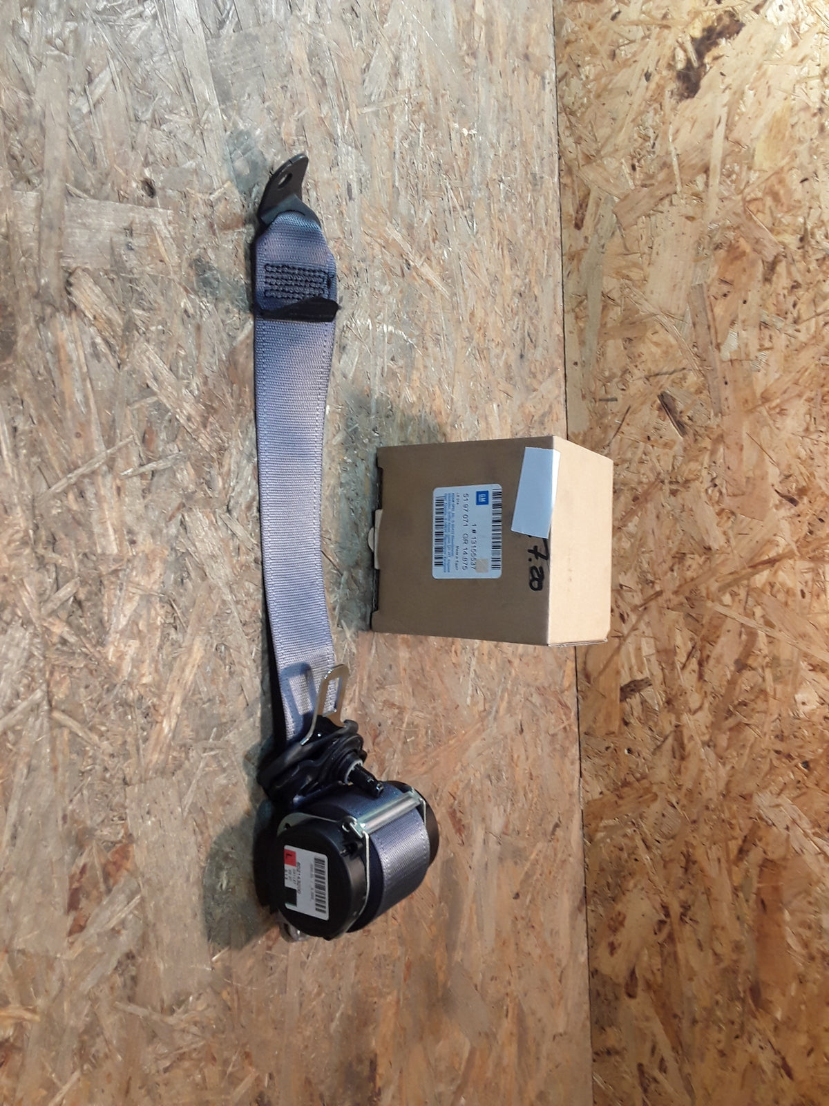 Astra H [5-Türig Schrägheck (L48)] Sicherheitsgurt Hintersitz links Grau original GM Opel NEU