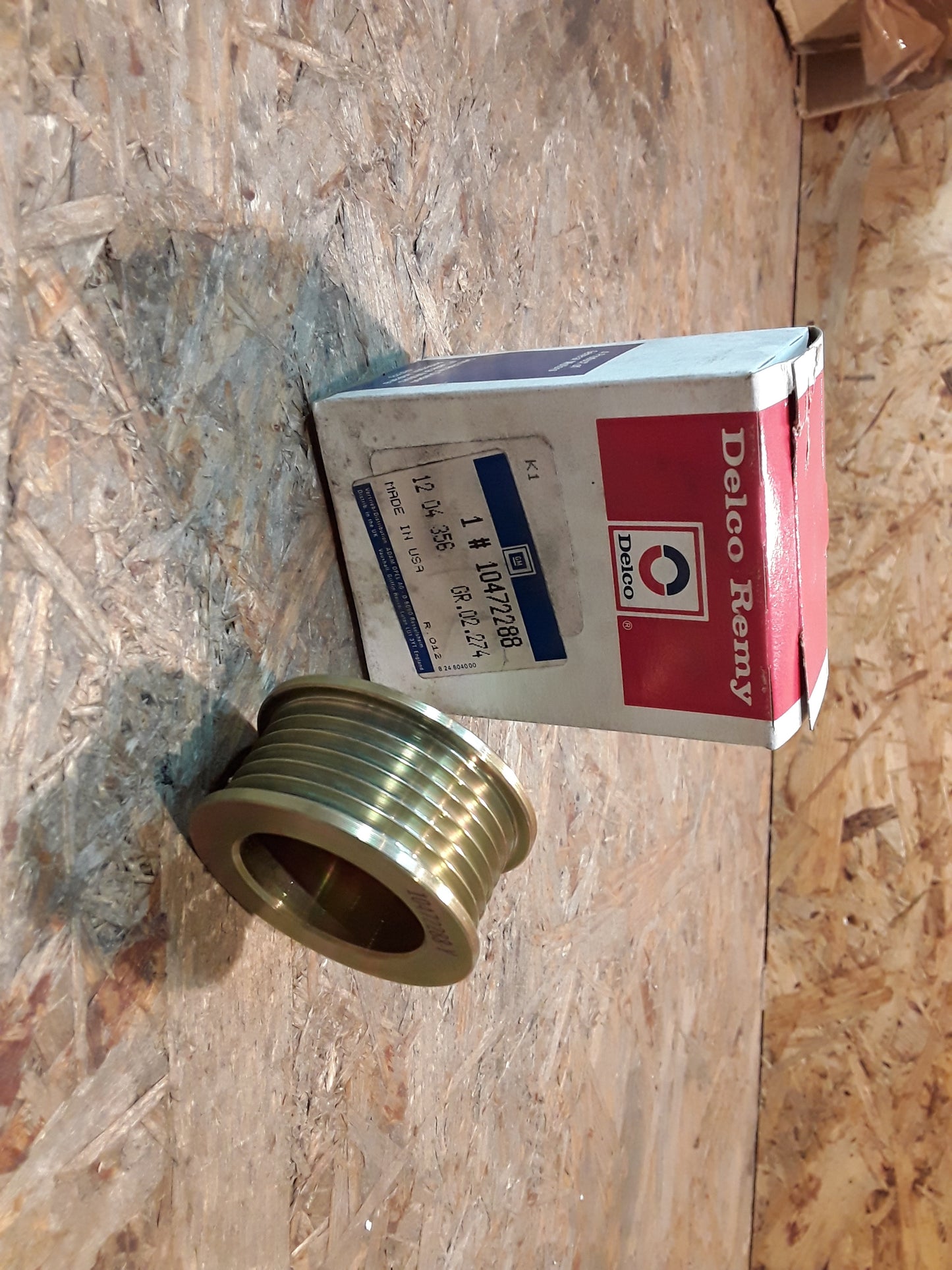 Omega A Riemenscheibe an Lichtmaschine original GM Opel NEU