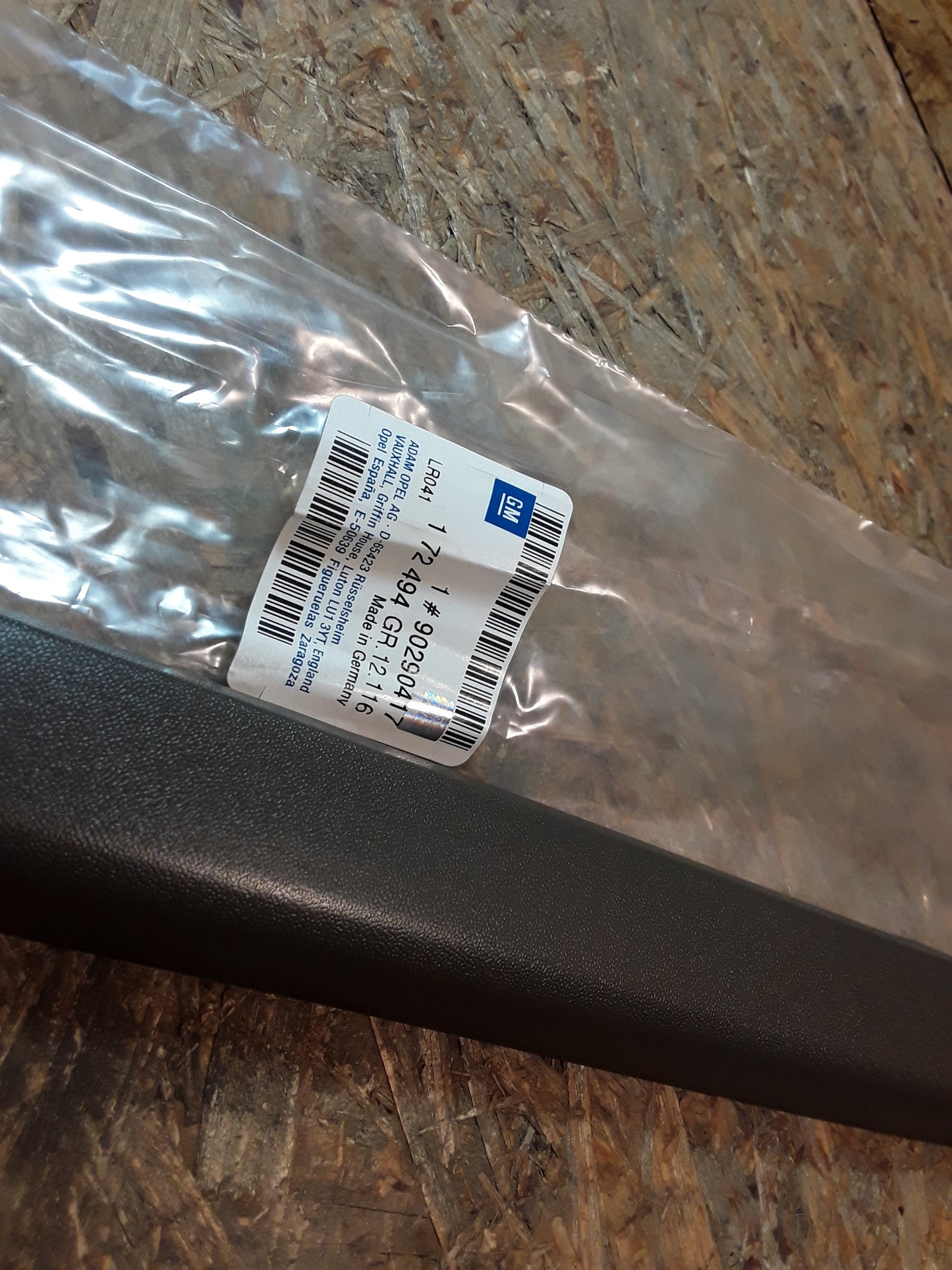 Omega A Blende Heckklappe original GM Opel NEU