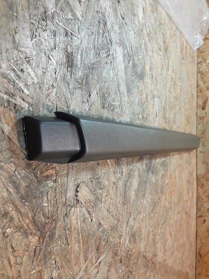 Omega A Blende Heckklappe original GM Opel NEU
