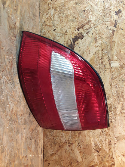 Vectra B Limo Heckleuchte links original GM Opel NEU