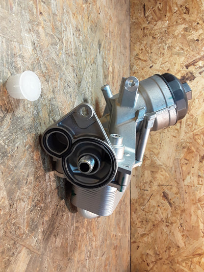 Astra J 1.7CDTi 81KW Ölfilter Kühler A17DTC original GM Opel NEU