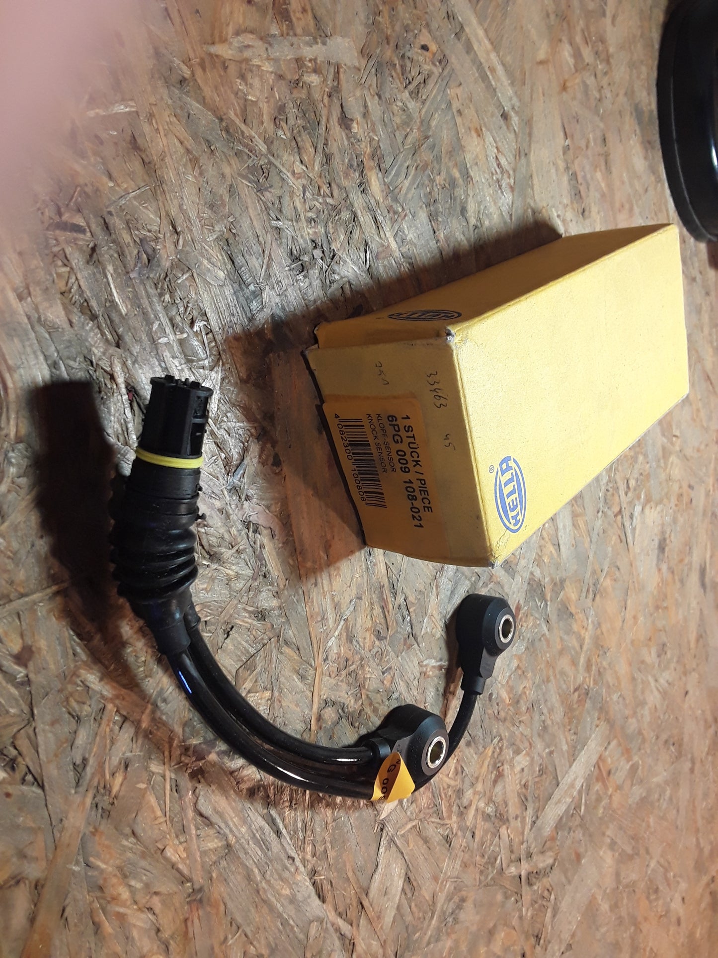 BMW E36/E39/E38 Klopfsensor Hella original NEU
