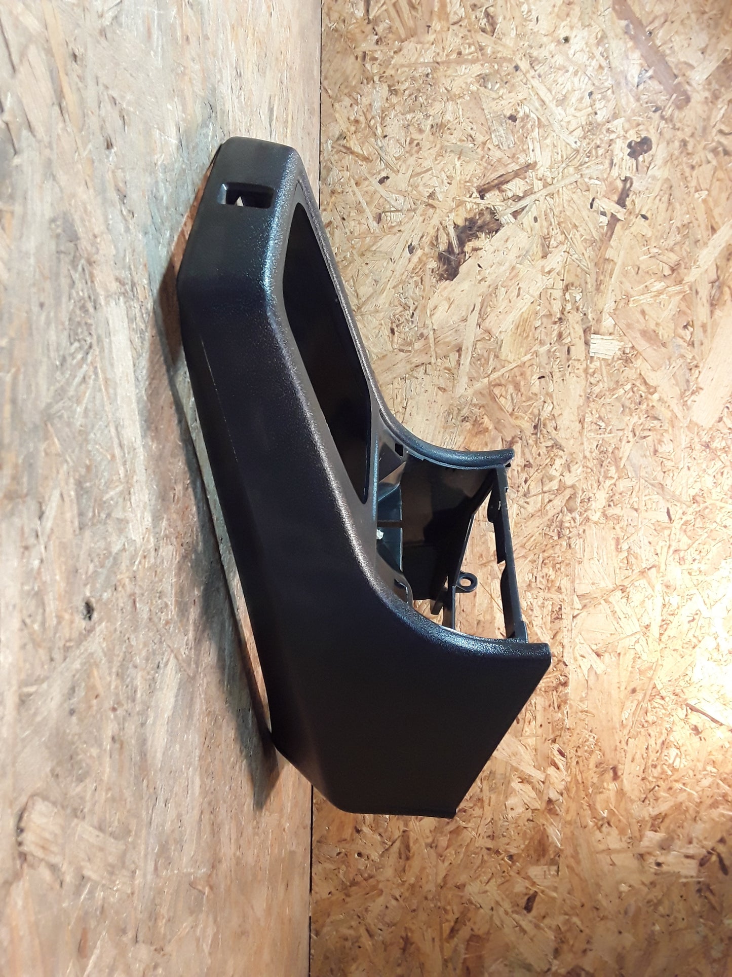 Kadett E Mittelkonsole unten schwarz original GM Opel NEU
