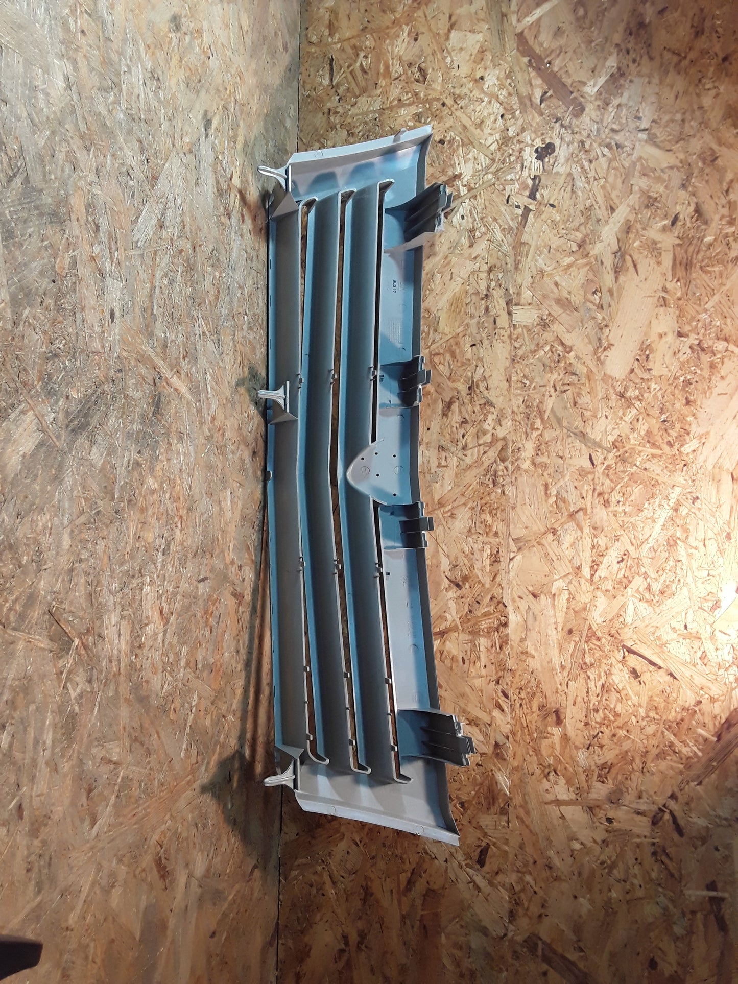 Ascona C CC 84_, 89_ Kühlergrill original GM Opel NEU